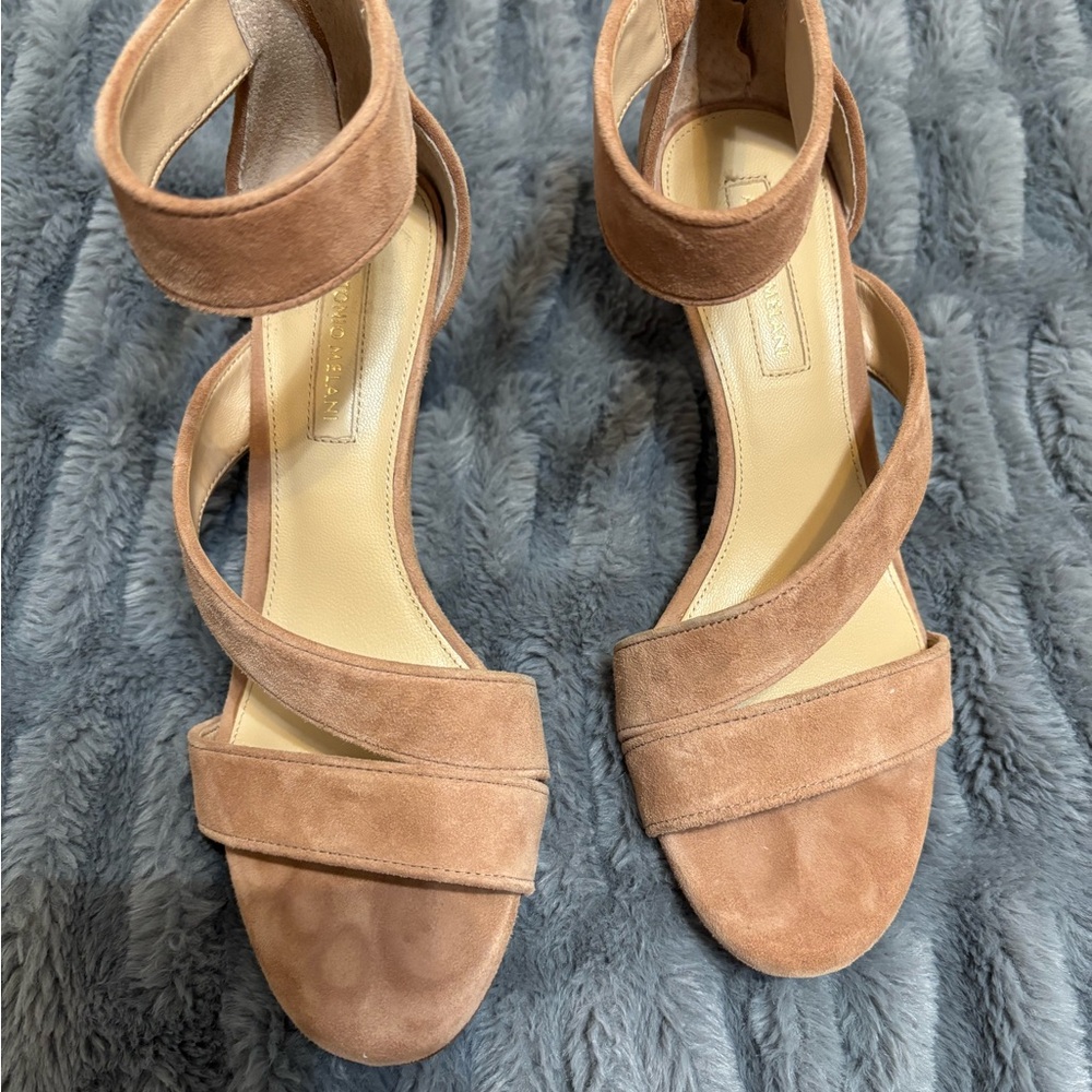 Antonio Melani Elegant Tan Women's Heels